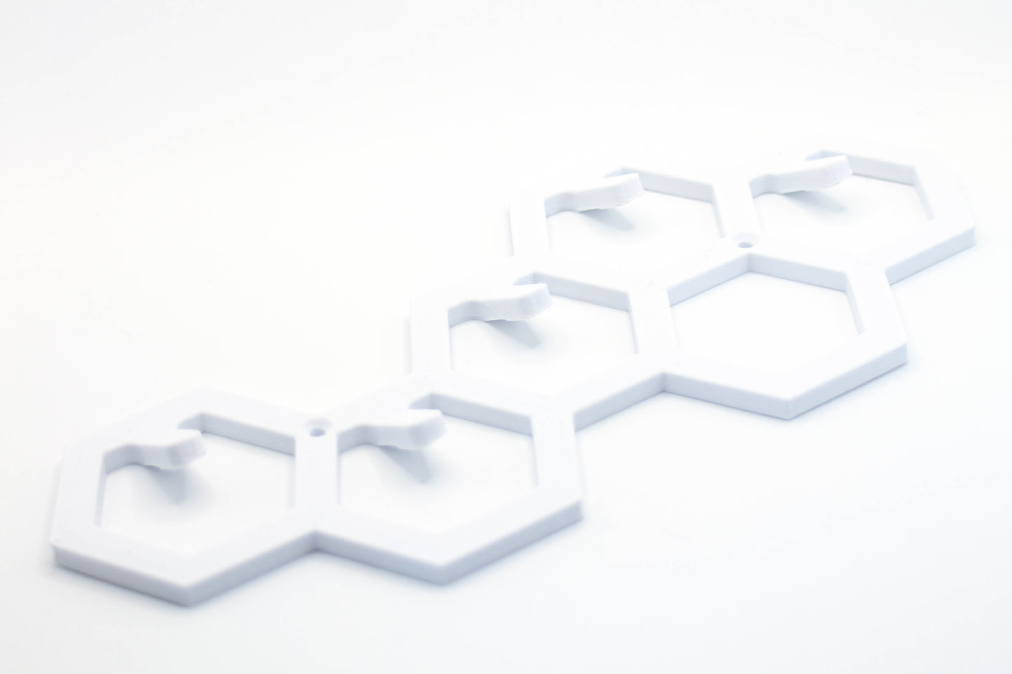 Porta Chaves com Design Hexagonal Moderno