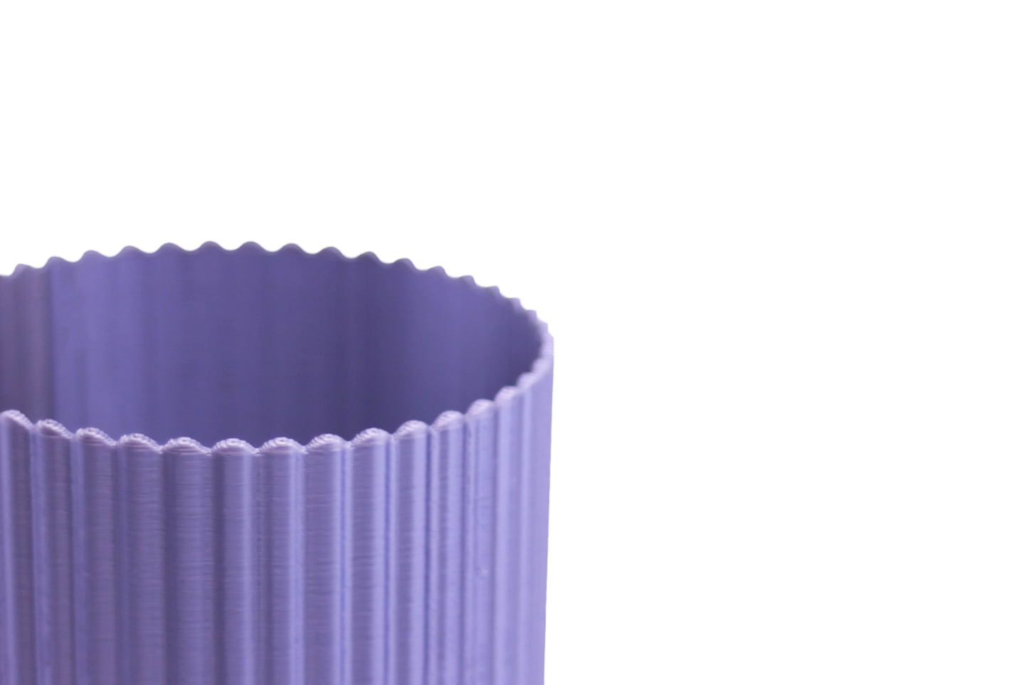 Vaso Cilíndrico com Ranhuras Modernas