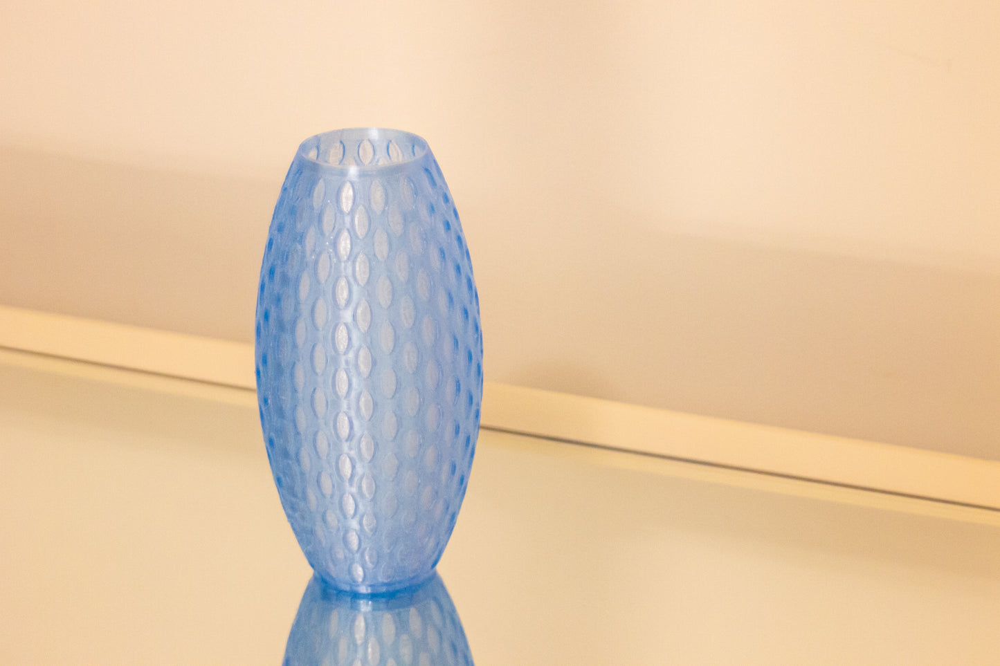 Vaso Elíptico com Cortes Flutuantes